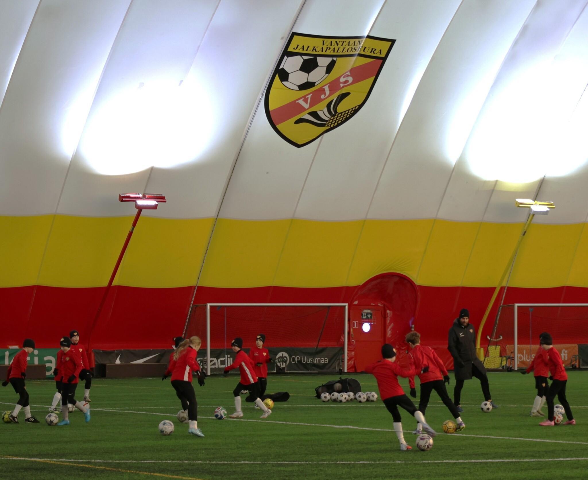 Junga Vjs VJS toteuttaa uutta strategiaansa: U10-U16-ykkösjoukkueille ...